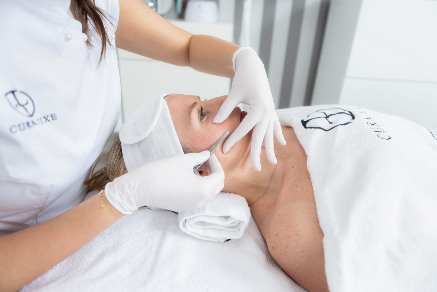 Huidverbetering OxyGeneo Anti-Aging bij Curaluxe Huizingen